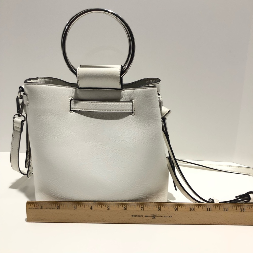 I.N.C. International Concepts White Ring Handle Bucket Bag Crossbody Purse - Picture 13 of 16